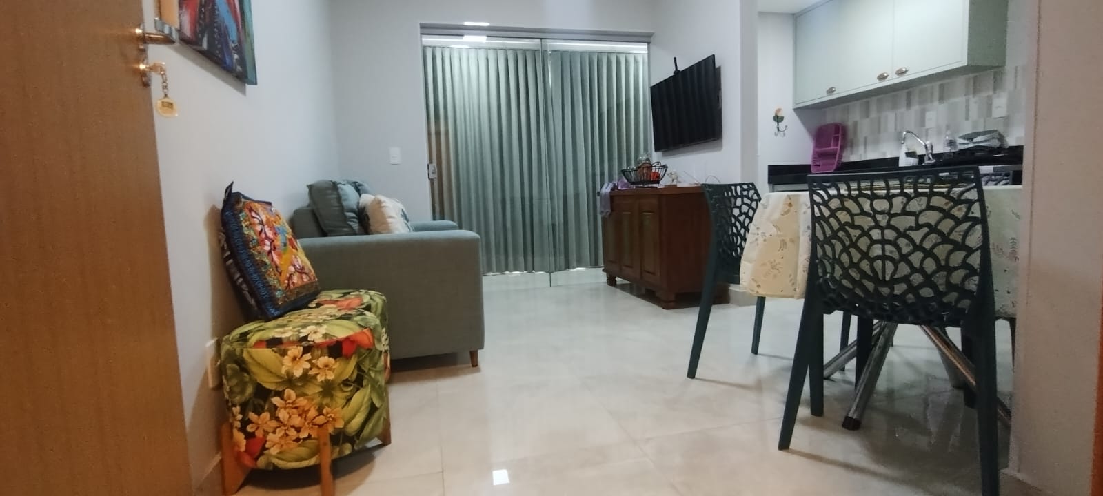 Imagem Apartamento com 2 Quartos à Venda, 60 m² em Parque Jardim Brasil - Caldas Novas Imagem Apartamento com 2 Quartos à Venda, 60 m² em Parque Jardim Brasil - Caldas Novas