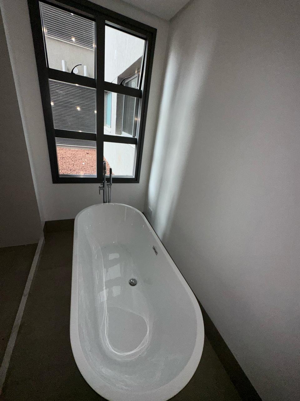Imagem Apartamento com 4 Quartos à Venda, 317 m²em Cambuí - Campinas