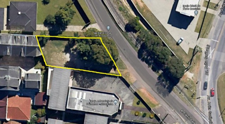 Imagem Terreno à Venda, 667 m² em Bacacheri - Curitiba Imagem Terreno à Venda, 667 m² em Bacacheri - Curitiba