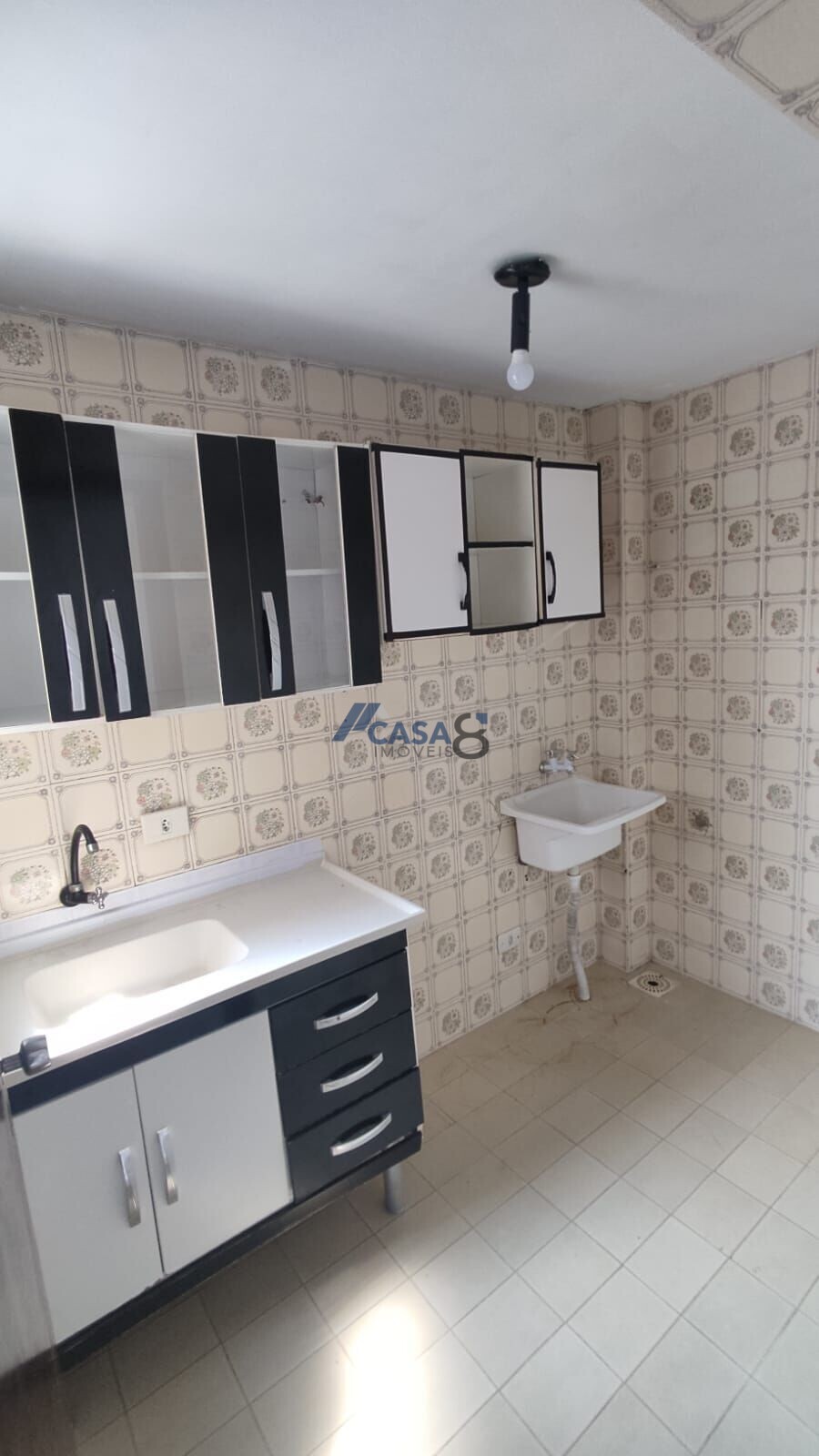 Imagem Apartamento com 1 Quarto à Venda, 34 m² em Centro - Curitiba Imagem Apartamento com 1 Quarto à Venda, 34 m² em Centro - Curitiba