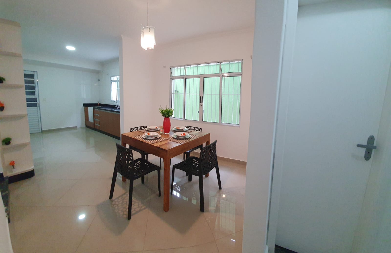 Imagem Casa com 3 Quartos à Venda, 213 m²em Vila Lavínia - Mogi das Cruzes Imagem Casa com 3 Quartos à Venda, 213 m²em Vila Lavínia - Mogi das Cruzes