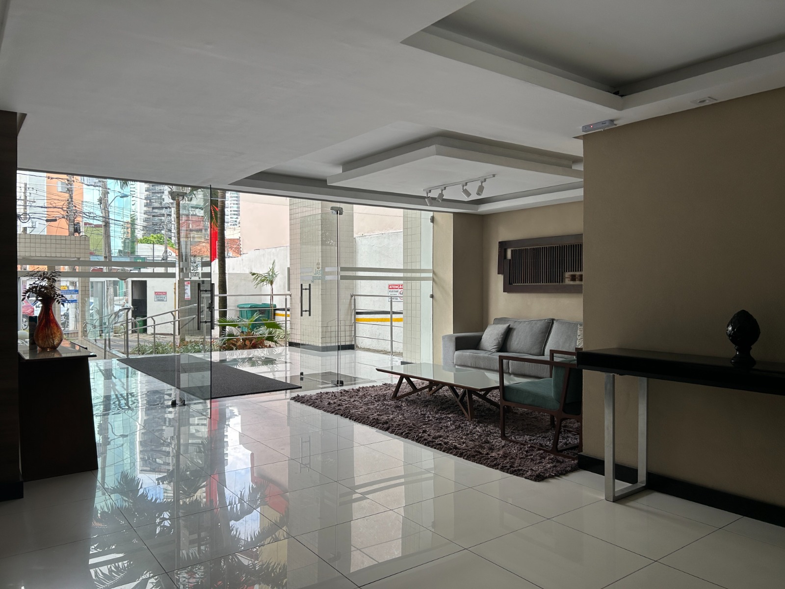 Imagem Apartamento com 2 Quartos à Venda, 75 m²em Umarizal - Belém Imagem Apartamento com 2 Quartos à Venda, 75 m²em Umarizal - Belém