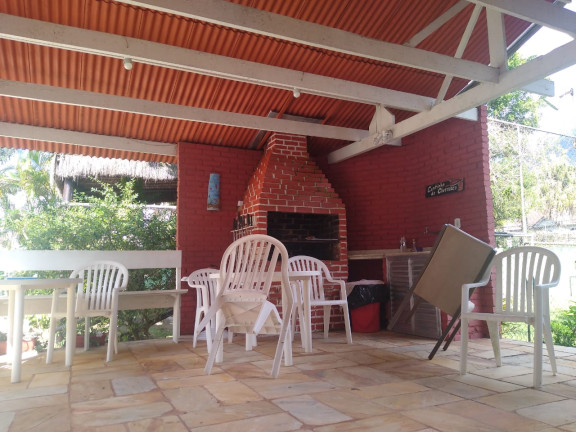 Imagem Casa de Condomínio com 3 Quartos à Venda, 80 m² em Alto - Teresópolis