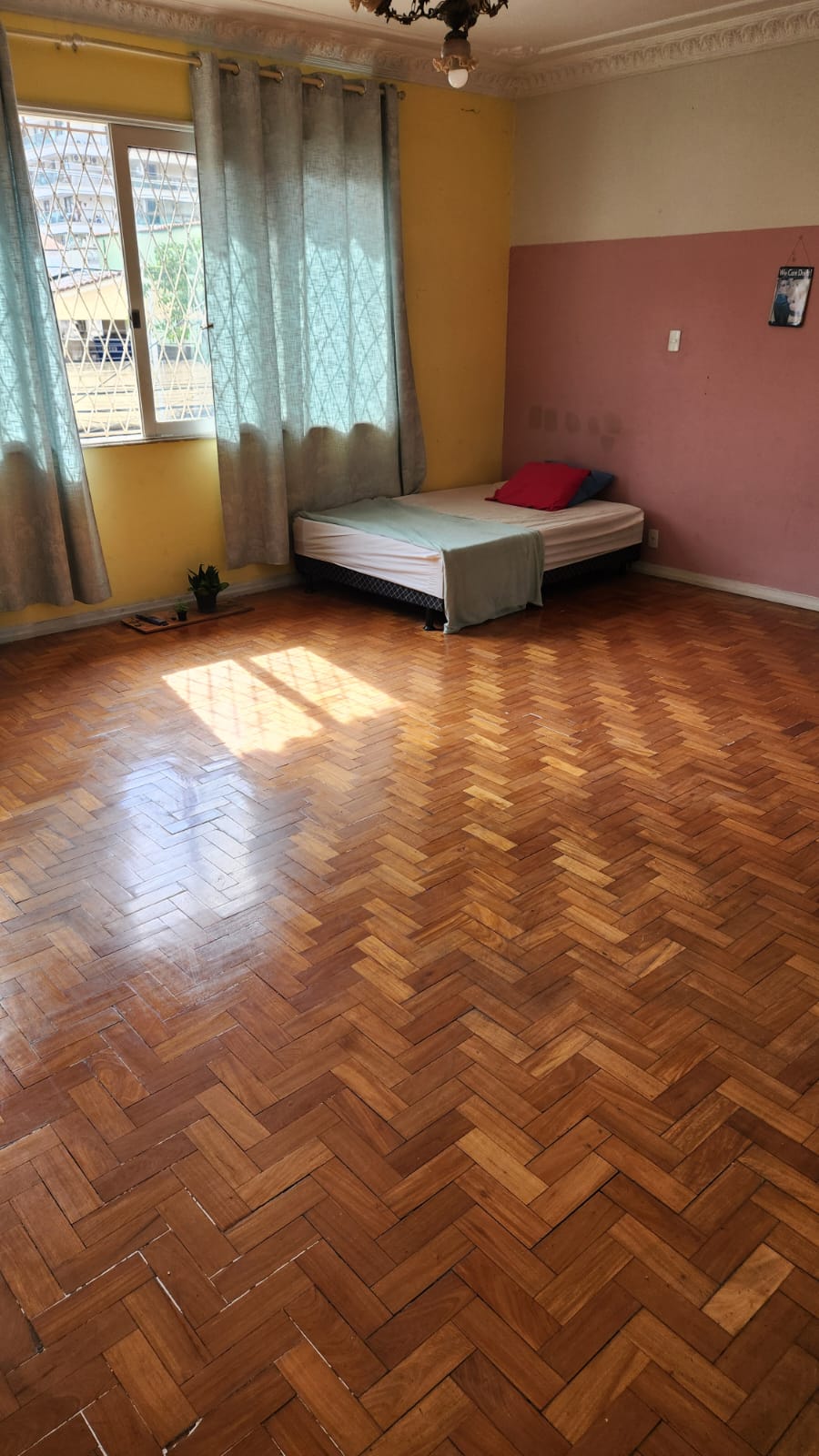 Imagem Casa com 5 Quartos à Venda, 298 m²em Santa Rosa - Niterói