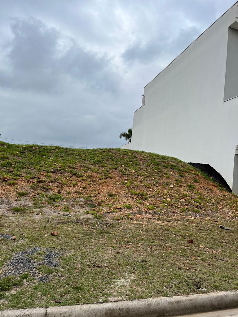 Terreno à Venda, 250 m²em Jardim Ermida I - Jundiaí