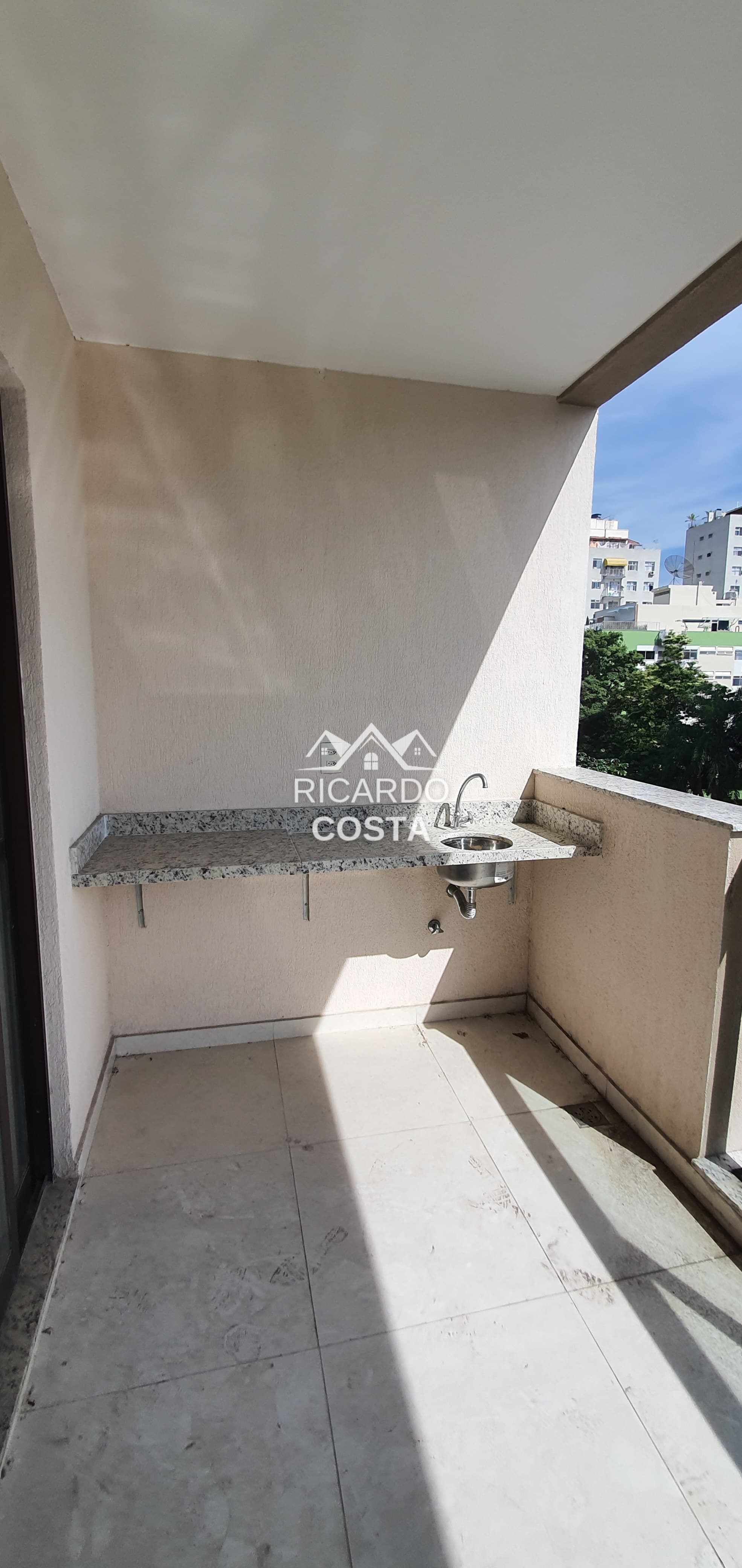 Imagem Apartamento com 3 Quartos para Alugar, 84 m² em Anil - Rio de Janeiro