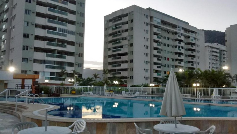 Imagem Apartamento com 2 Quartos à Venda, 64 m² em Camorim - Rio de Janeiro