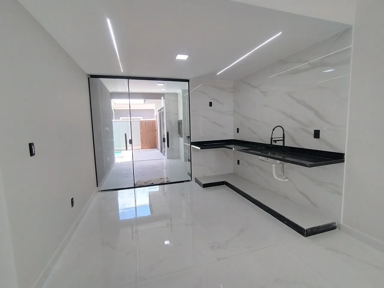 Imagem Casa de Condomínio com 3 Quartos à Venda, 160 m² em Campo Grande - Rio de Janeiro Imagem Casa de Condomínio com 3 Quartos à Venda, 160 m² em Campo Grande - Rio de Janeiro