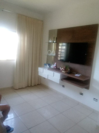 Imagem Casa com 3 Quartos à Venda, 170 m² em Setor Faiçalville - Goiânia Imagem Casa com 3 Quartos à Venda, 170 m² em Setor Faiçalville - Goiânia