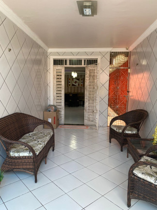 Imagem Casa com 4 Quartos à Venda,  em Henrique Jorge - Fortaleza