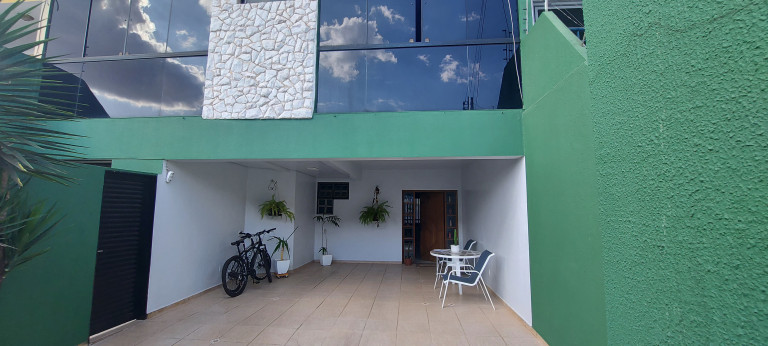 Imagem Sobrado com 4 Quartos à Venda, 17.920 m² em Jardim América - Goiânia Imagem Sobrado com 4 Quartos à Venda, 17.920 m² em Jardim América - Goiânia