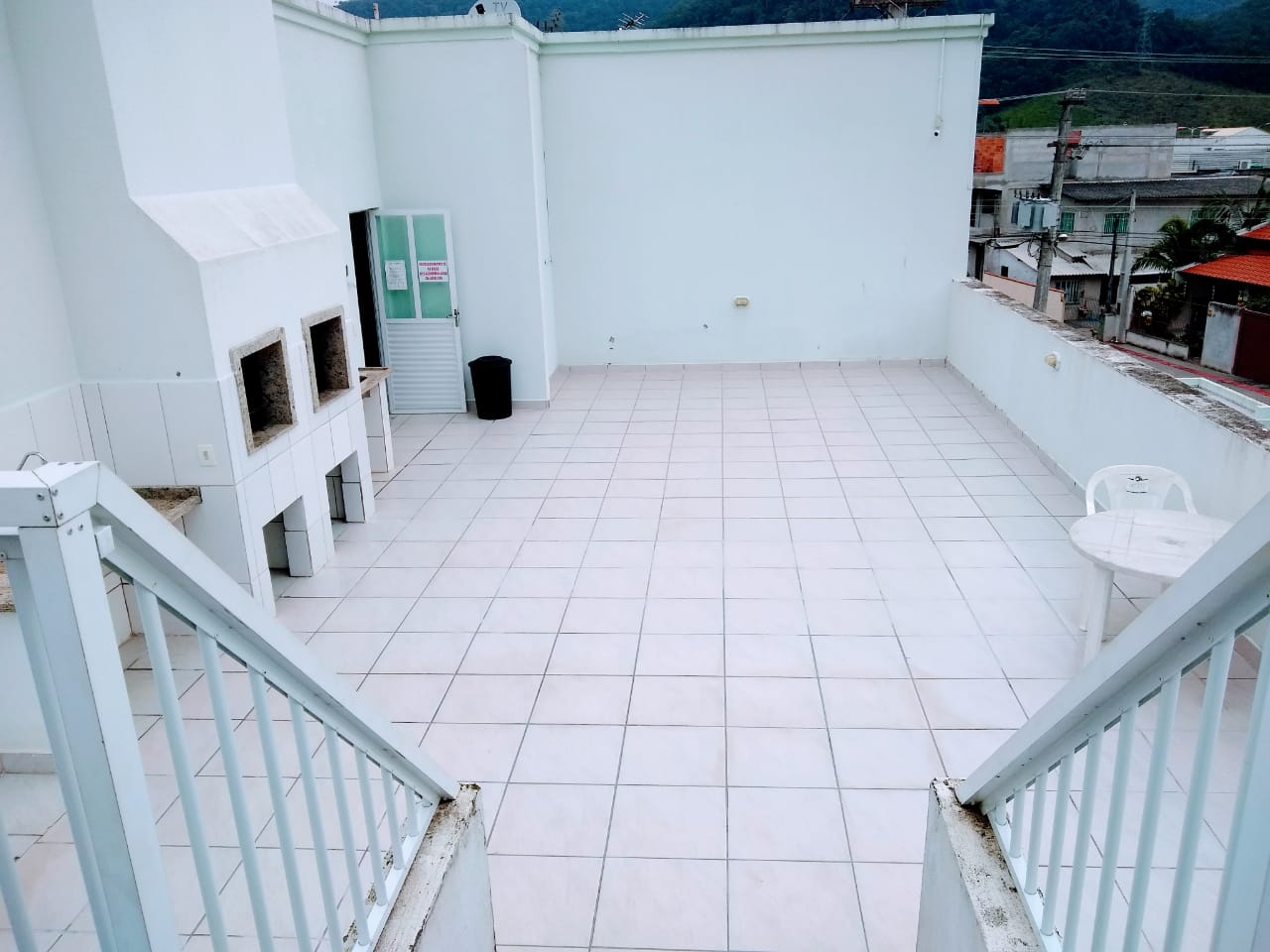 Imagem Apartamento com 2 Quartos para Alugar, 55 m²em Nova Esperança - Balneário Camboriú