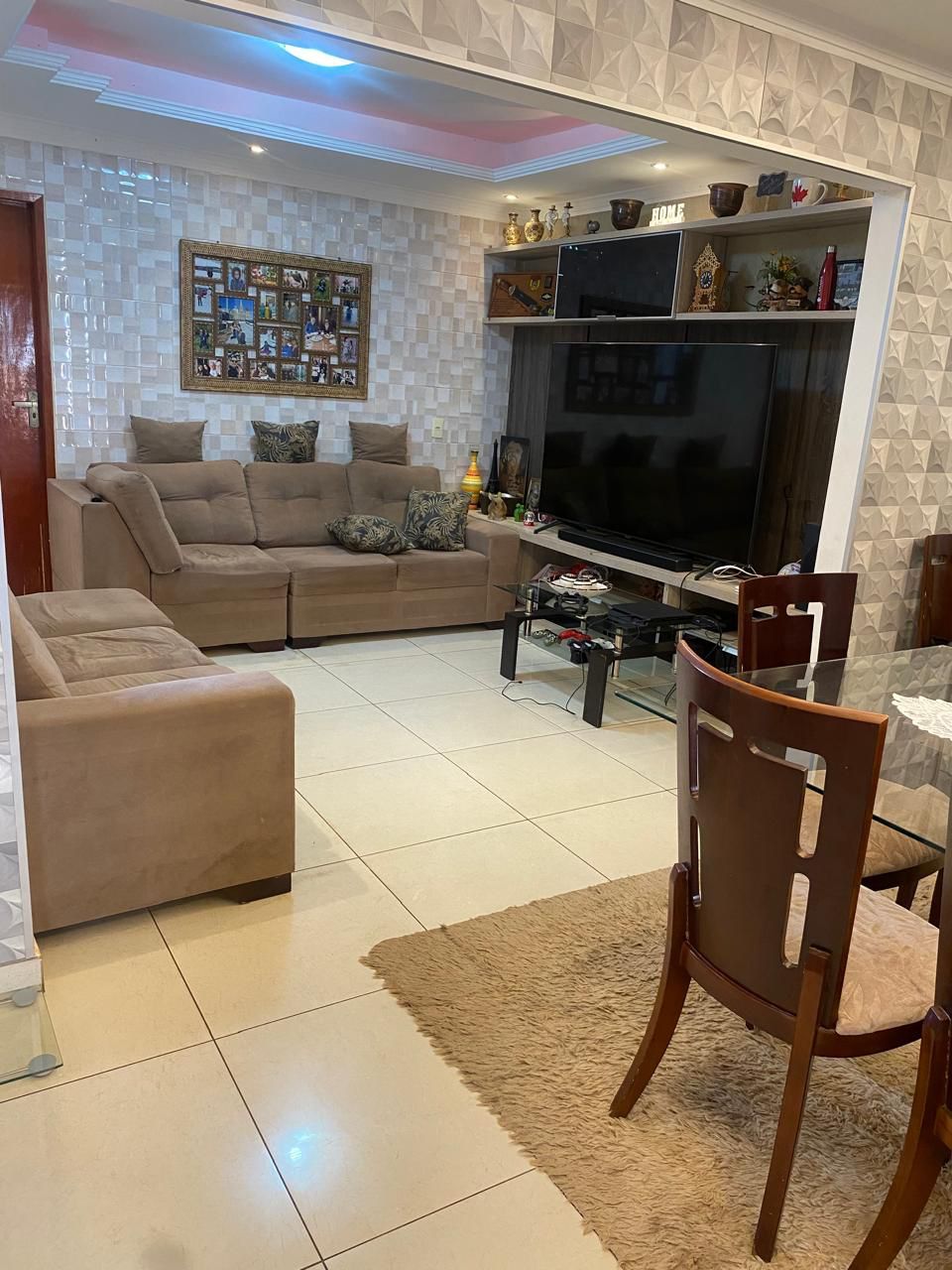 Imagem Casa com 3 Quartos à Venda, 260 m² em Residencial São Leopoldo - Goiânia