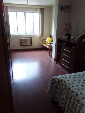 Imagem Casa com 4 Quartos à Venda,  em Grajaú - Rio de Janeiro