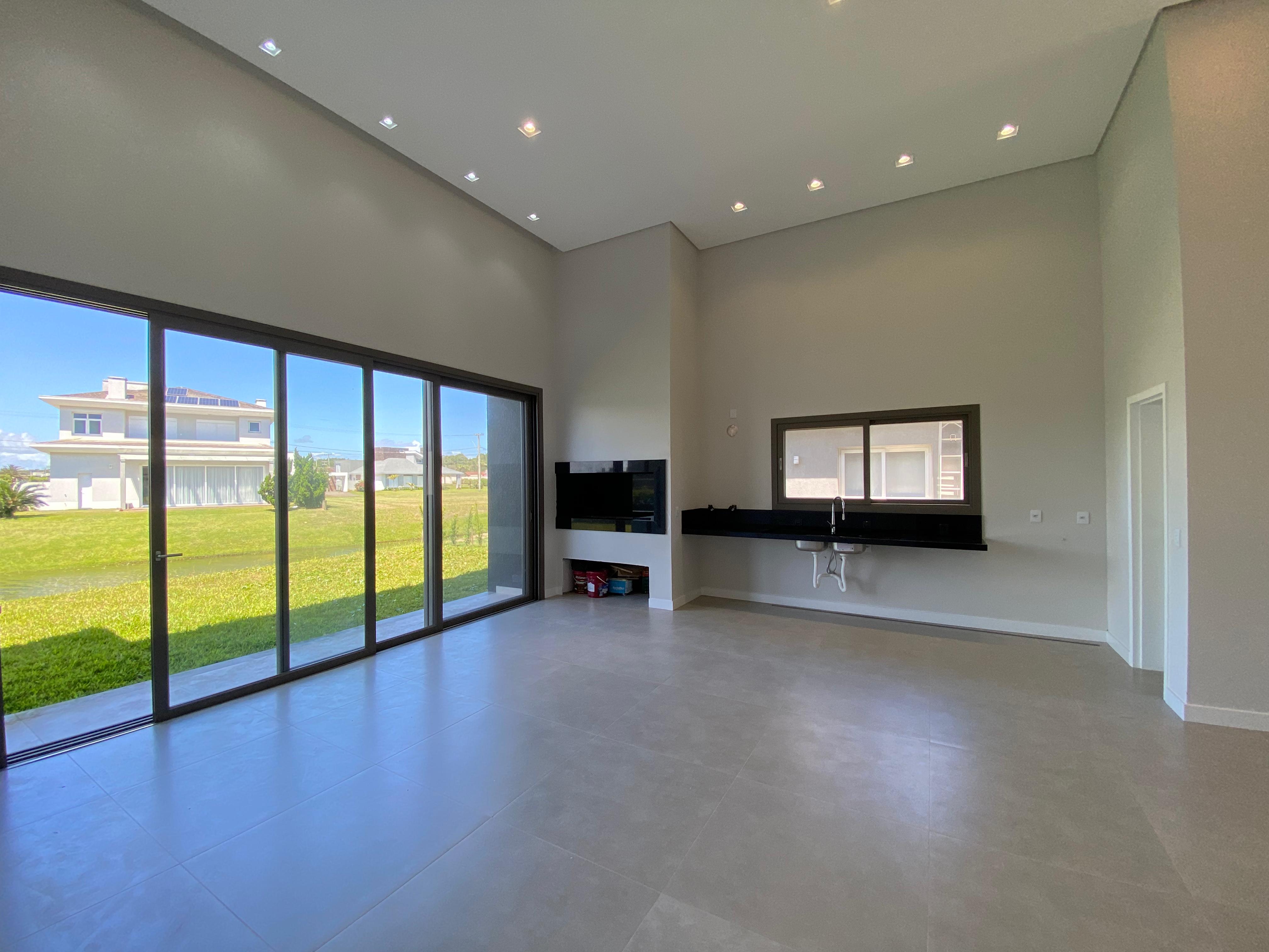 Imagem Casa de Condomínio com 4 Quartos à Venda, 220 m² em Capão Novo Costa Serena - Capão da Canoa Imagem Casa de Condomínio com 4 Quartos à Venda, 220 m² em Capão Novo Costa Serena - Capão da Canoa