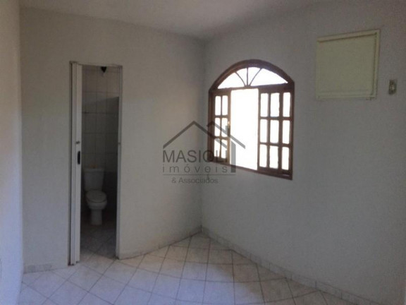 Imagem Casa com 4 Quartos para Alugar, 100 m² em Nossa Senhora da Penha - Vila Velha Imagem Casa com 4 Quartos para Alugar, 100 m² em Nossa Senhora da Penha - Vila Velha