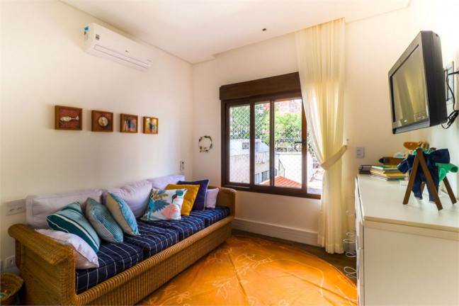 Imagem Casa de Vila com 4 Quartos à Venda, 250 m² em Vila Nova Conceição - São Paulo Imagem Casa de Vila com 4 Quartos à Venda, 250 m² em Vila Nova Conceição - São Paulo