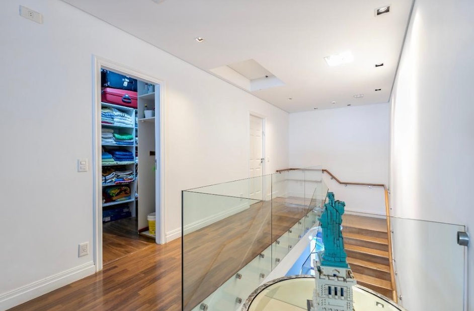 Imagem Casa com 5 Quartos à Venda, 700 m²em Brooklin Paulista - São Paulo Imagem Casa com 5 Quartos à Venda, 700 m²em Brooklin Paulista - São Paulo