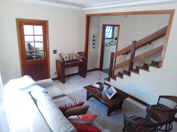Imagem Casa com 3 Quartos à Venda, 268 m² em Badu - Niterói