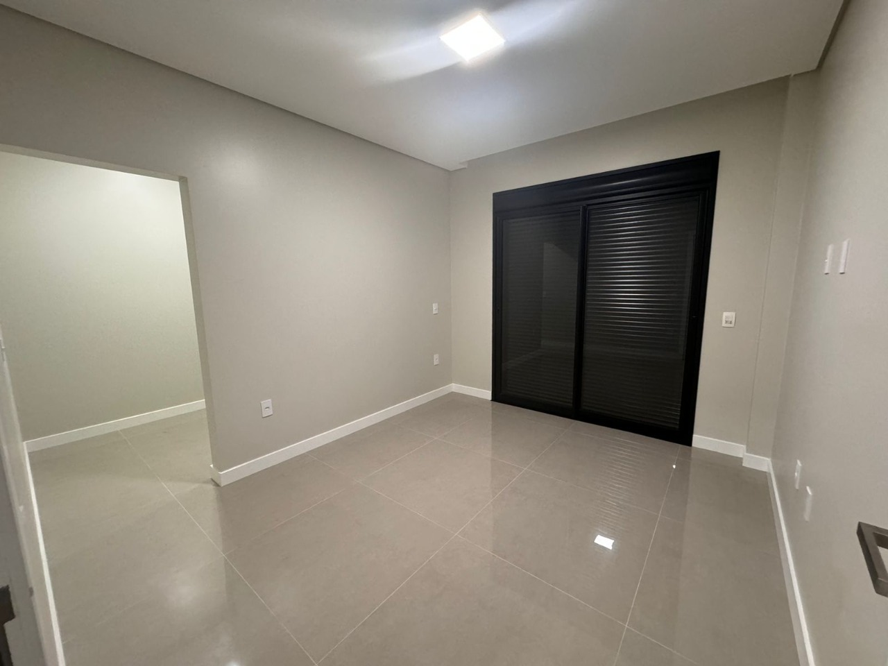 Imagem Casa com 3 Quartos à Venda, 164 m²em Beira Rio - Biguaçu Imagem Casa com 3 Quartos à Venda, 164 m²em Beira Rio - Biguaçu