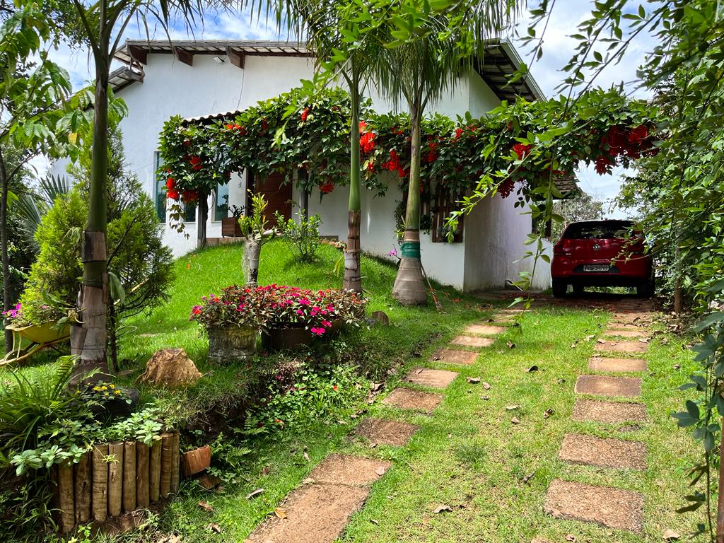 Imagem Casa com 4 Quartos à Venda, 1 m²em Recanto da Aldeia - Brumadinho