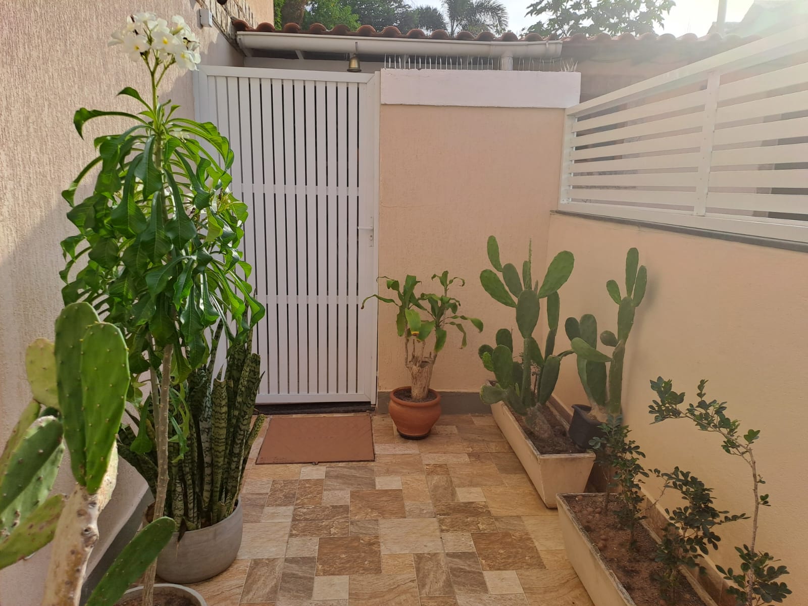 Imagem Casa de Condomínio com 3 Quartos à Venda, 114 m² em Peró - Cabo Frio