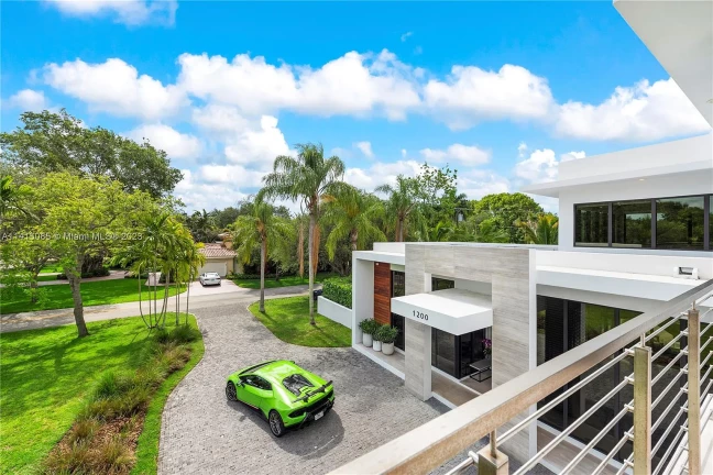 Imagem Casa com 5 Quartos à Venda, 387 m²em Alphaville Residencial Um - Barueri