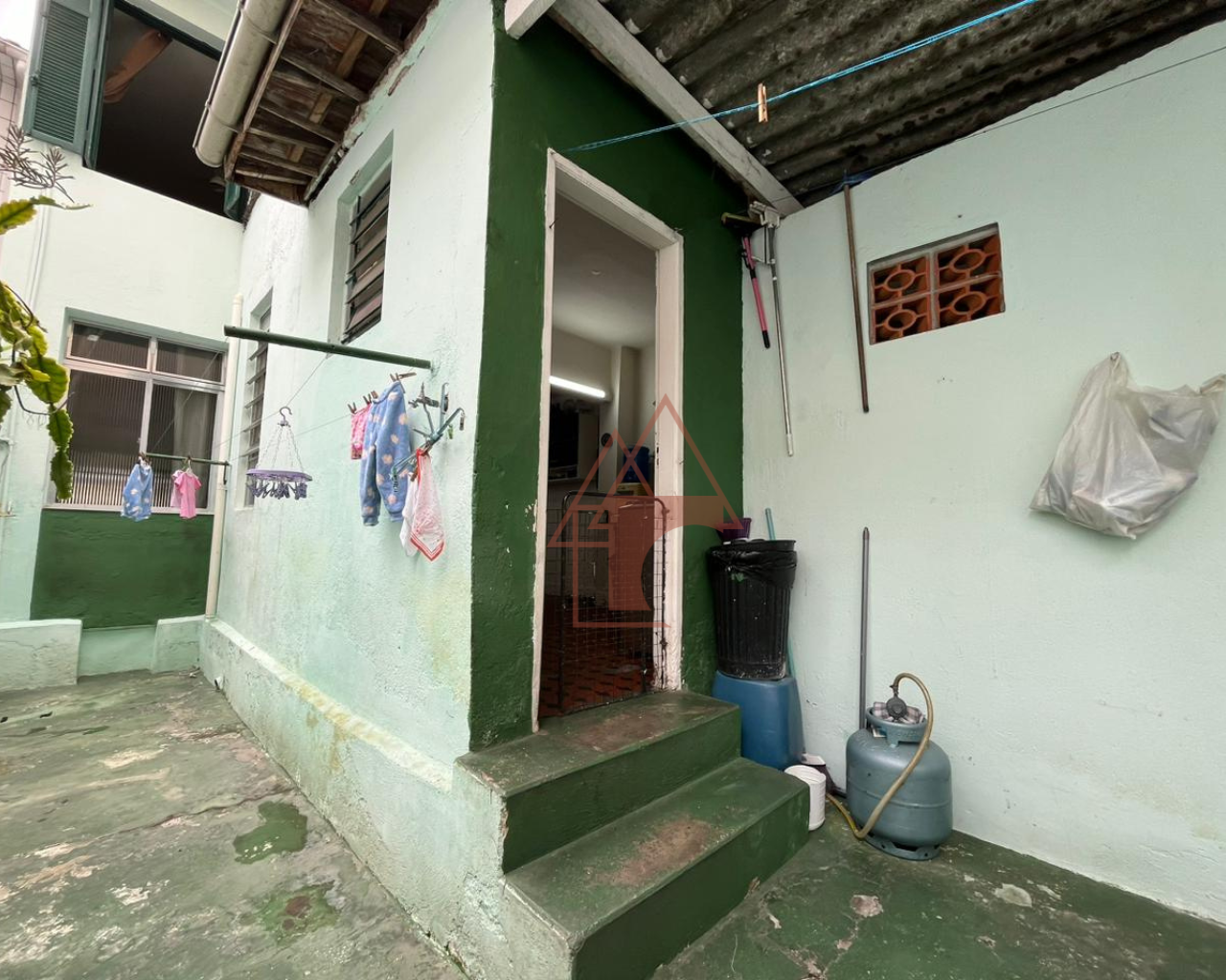 Imagem Sobrado com 2 Quartos à Venda, 185 m² em Campo Grande - Santos