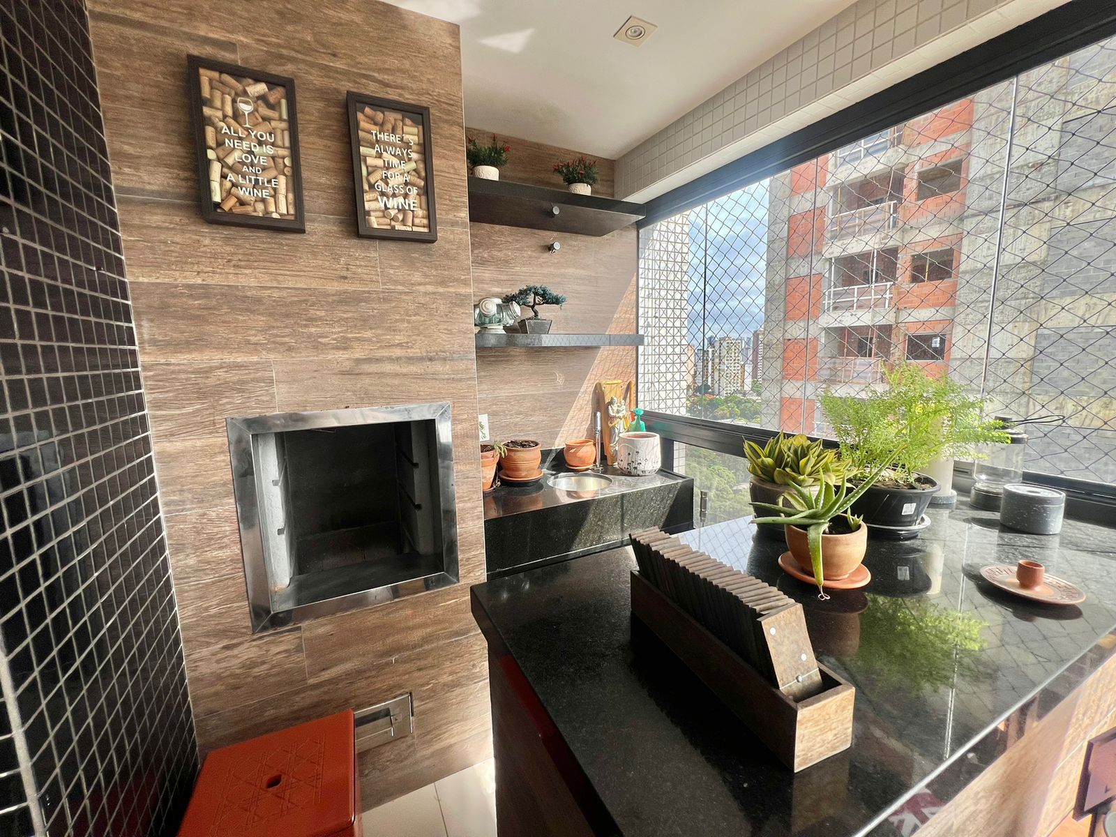 Imagem Apartamento com 3 Quartos à Venda, 178 m²em Batista Campos - Belém