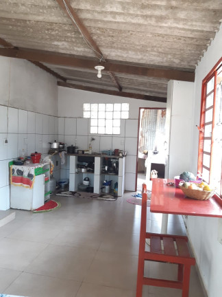 Imagem Chácara com 3 Quartos à Venda, 180 m² em Centro - Itirapina
