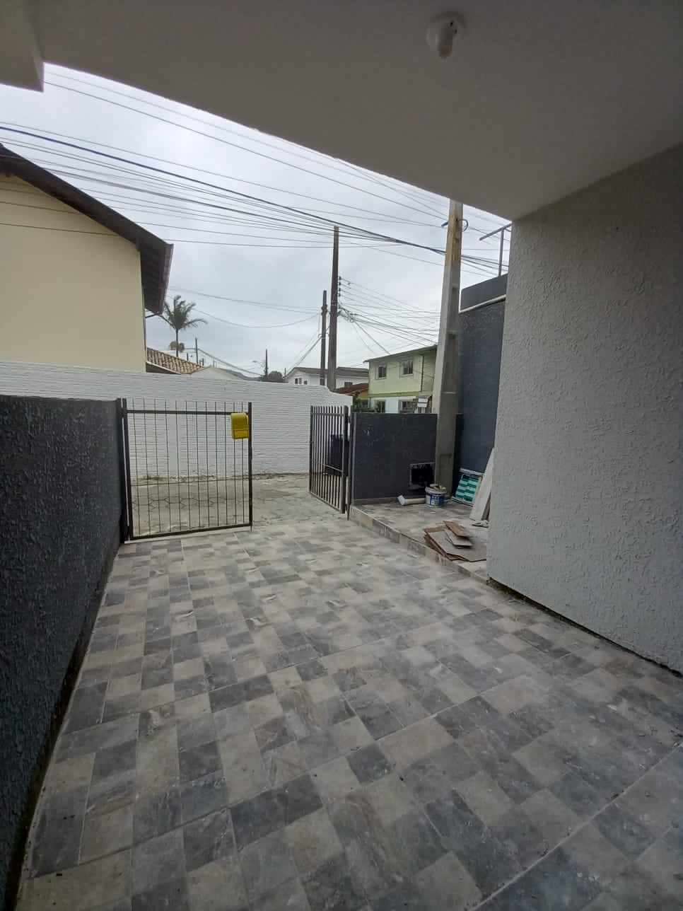 Imagem Sobrado com 2 Quartos à Venda, 80 m²em Cachoeira do Bom Jesus - Florianópolis