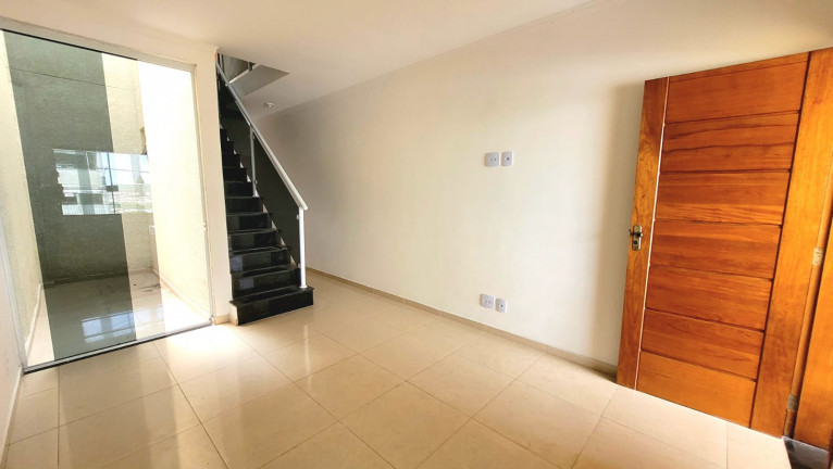 Imagem Sobrado com 3 Quartos à Venda, 99 m² em Jardim Eliane - São Paulo