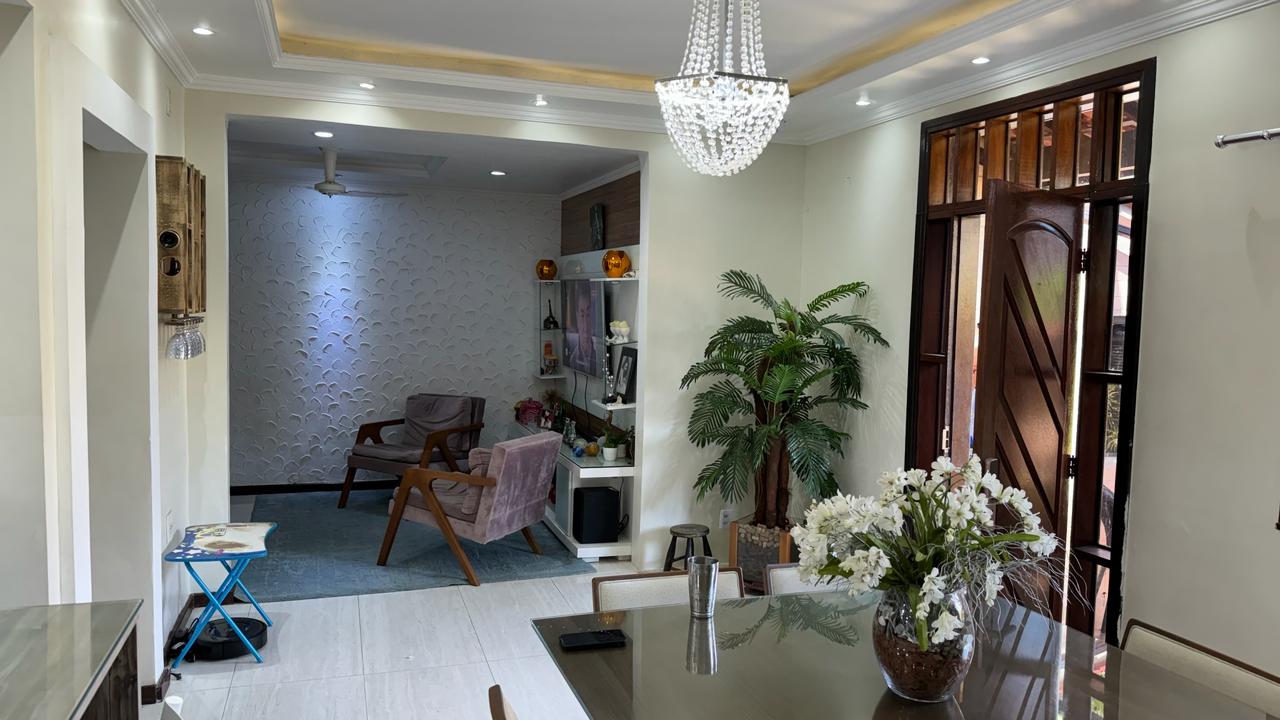 Imagem Casa de Condomínio com 5 Quartos à Venda, 240 m²em Jacarepaguá - Rio de Janeiro Imagem Casa de Condomínio com 5 Quartos à Venda, 240 m²em Jacarepaguá - Rio de Janeiro
