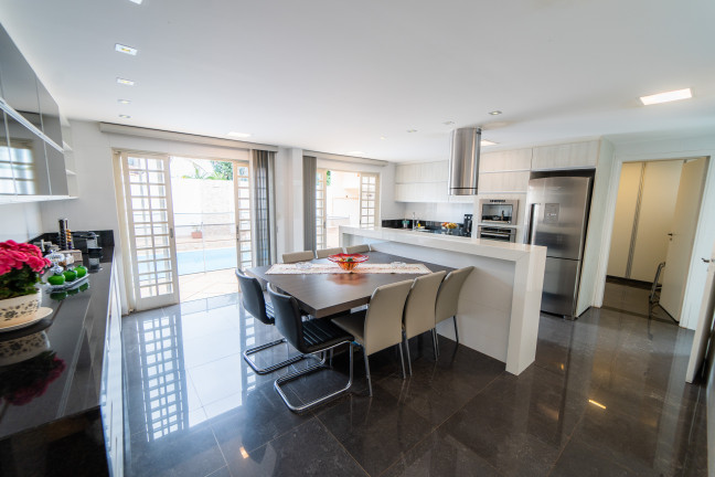 Imagem Casa com 4 Quartos à Venda, 405 m² em Setor de Habitações Individuais Norte - Brasília