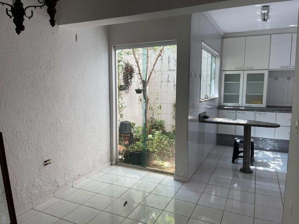 Imagem Sobrado com 4 Quartos à Venda, 200 m²em Demarchi - São Bernardo do Campo Imagem Sobrado com 4 Quartos à Venda, 200 m²em Demarchi - São Bernardo do Campo