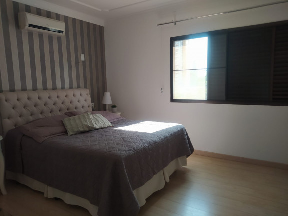 Imagem Apartamento com 4 Quartos à Venda, 160 m² em Cambuí - Campinas