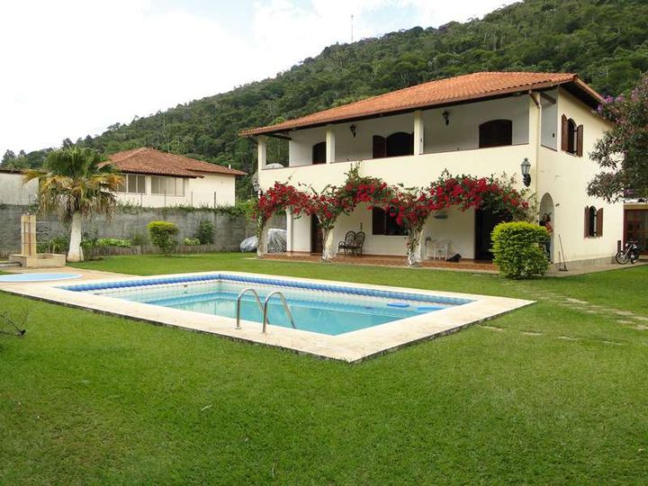 Imagem Casa com 5 Quartos à Venda, 500 m² em Várzea - Teresópolis
