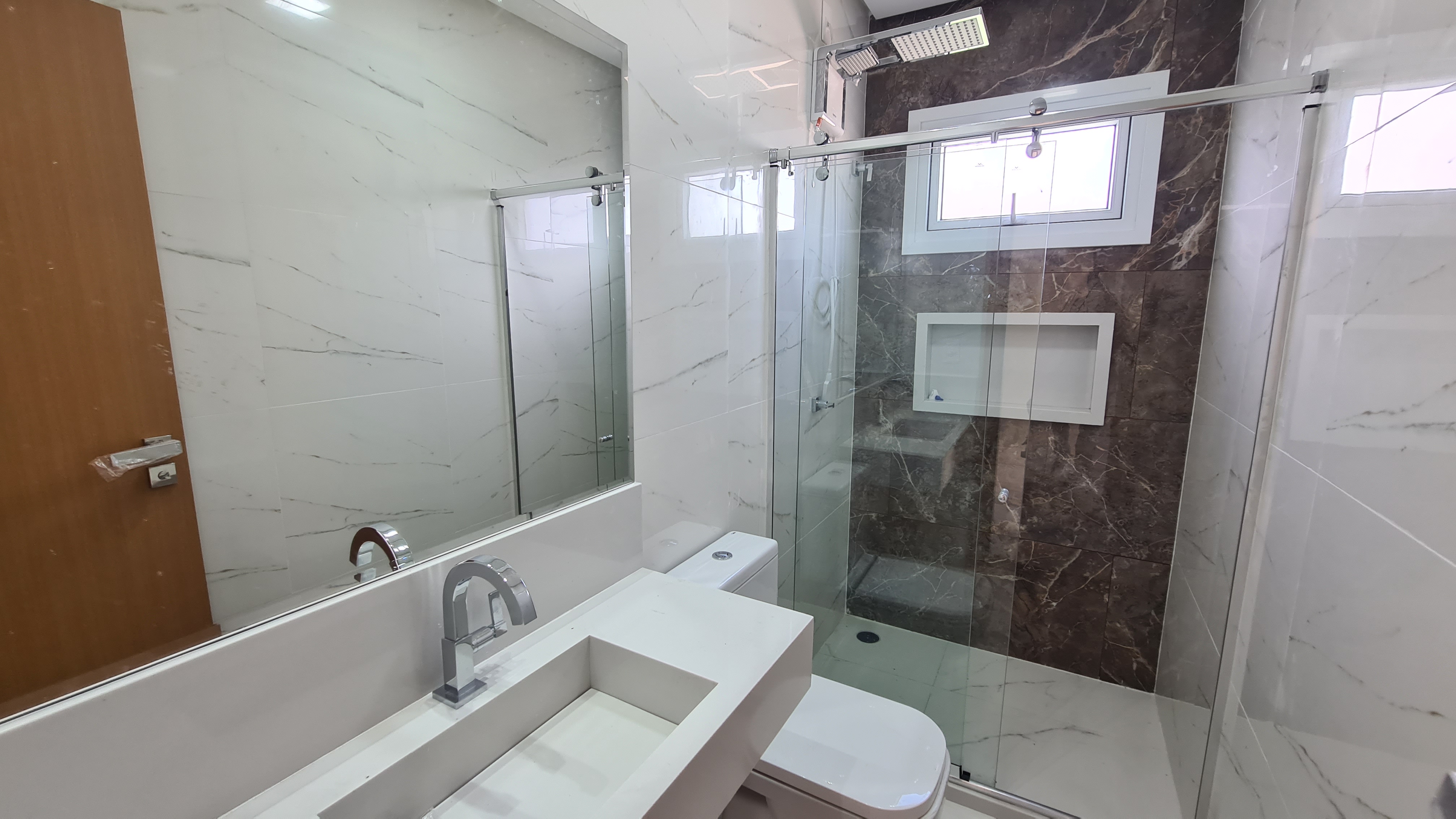 Imagem Casa de Condomínio com 6 Quartos à Venda, 335 m² em Guarajuba (Monte Gordo) - Camaçari Imagem Casa de Condomínio com 6 Quartos à Venda, 335 m² em Guarajuba (Monte Gordo) - Camaçari