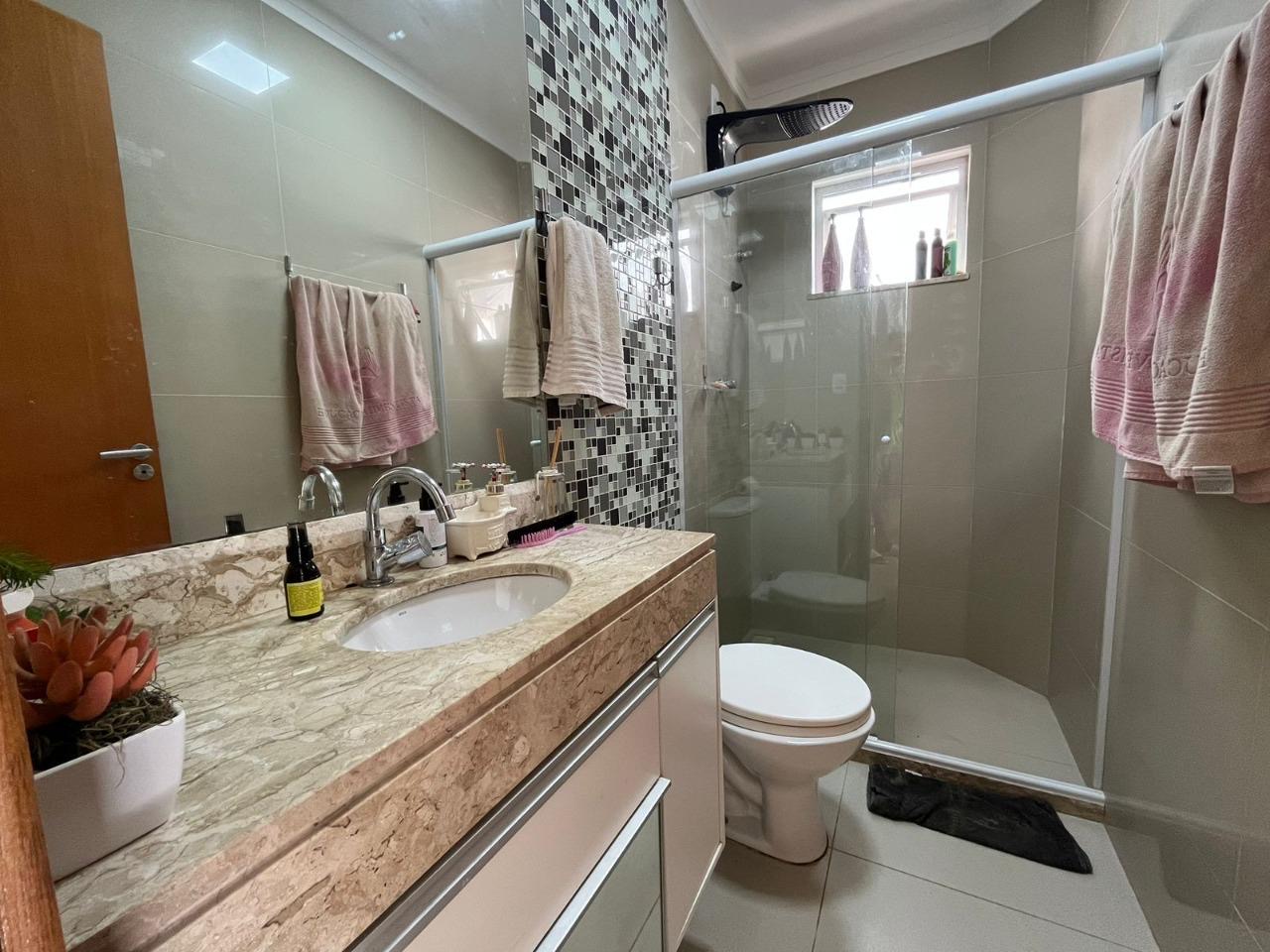 Imagem Casa com 4 Quartos à Venda, 162 m²em Vila Praiana - Lauro de Freitas Imagem Casa com 4 Quartos à Venda, 162 m²em Vila Praiana - Lauro de Freitas