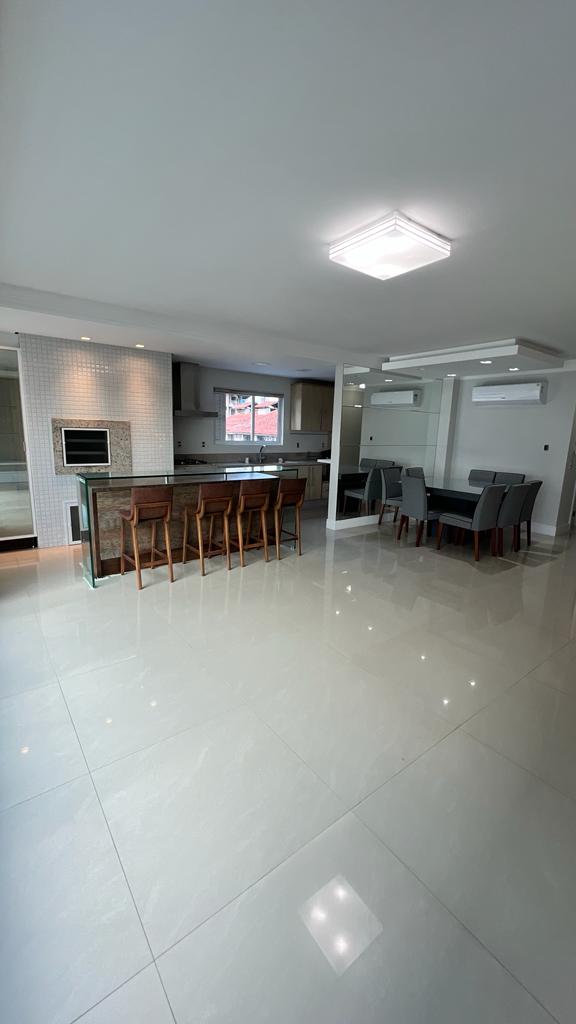 Imagem Apartamento com 3 Quartos à Venda, 122 m²em Centro - Balneário Camboriú