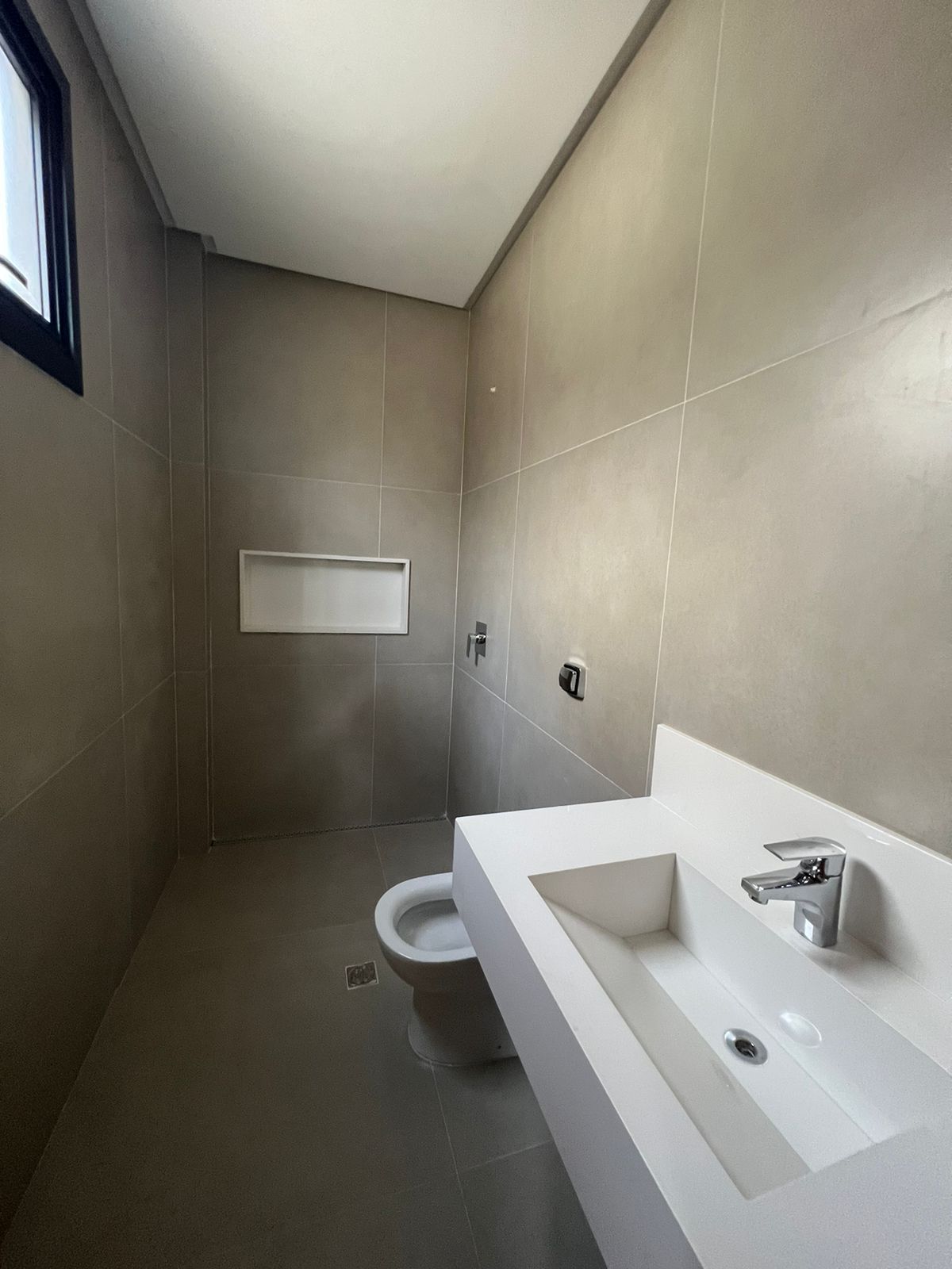 Imagem Casa de Condomínio com 4 Quartos à Venda, 253 m²em Residencial Goiânia Golfe Clube - Goiânia