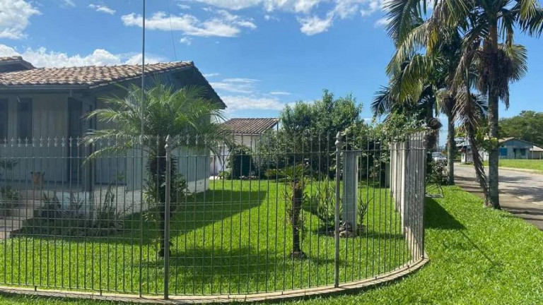 Imagem Casa com 3 Quartos à Venda, 148 m² em Milanese - Criciúma
