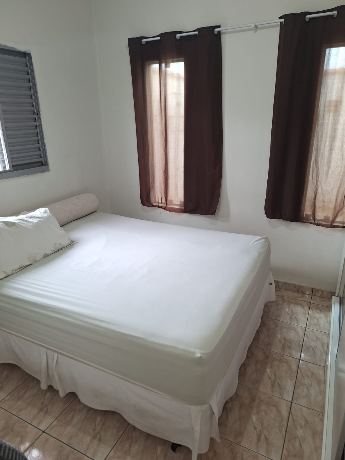 Imagem Casa com 3 Quartos à Venda, 246 m²em Jardim Universo - Mogi das Cruzes