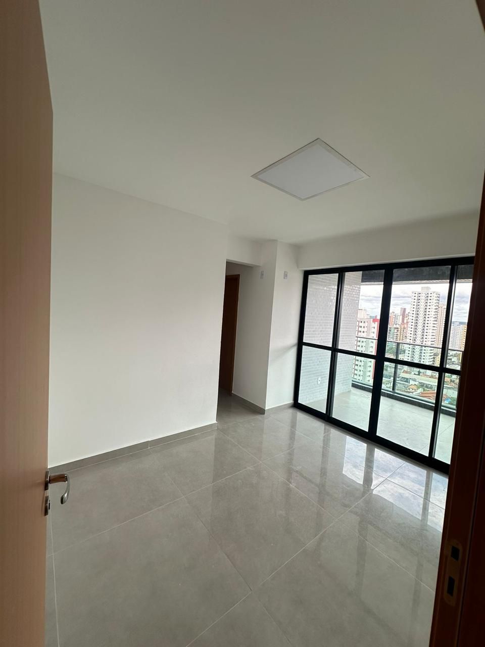 Imagem Apartamento com 2 Quartos à Venda ou Locação, 62 m²em Umarizal - Belém