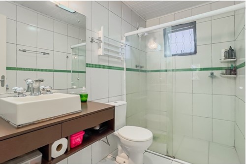 Imagem Casa com 2 Quartos à Venda, 200 m² em Santa Maria Goretti - Porto Alegre Imagem Casa com 2 Quartos à Venda, 200 m² em Santa Maria Goretti - Porto Alegre