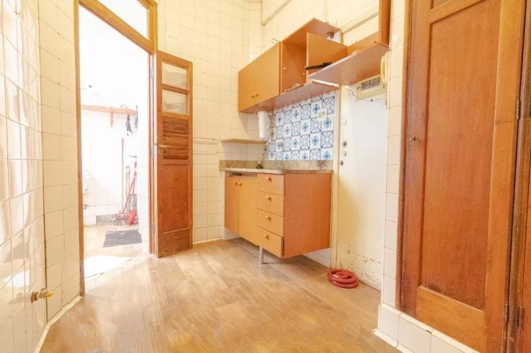 Imagem Apartamento com 2 Quartos à Venda, 92 m²em Copacabana - Rio de Janeiro Imagem Apartamento com 2 Quartos à Venda, 92 m²em Copacabana - Rio de Janeiro