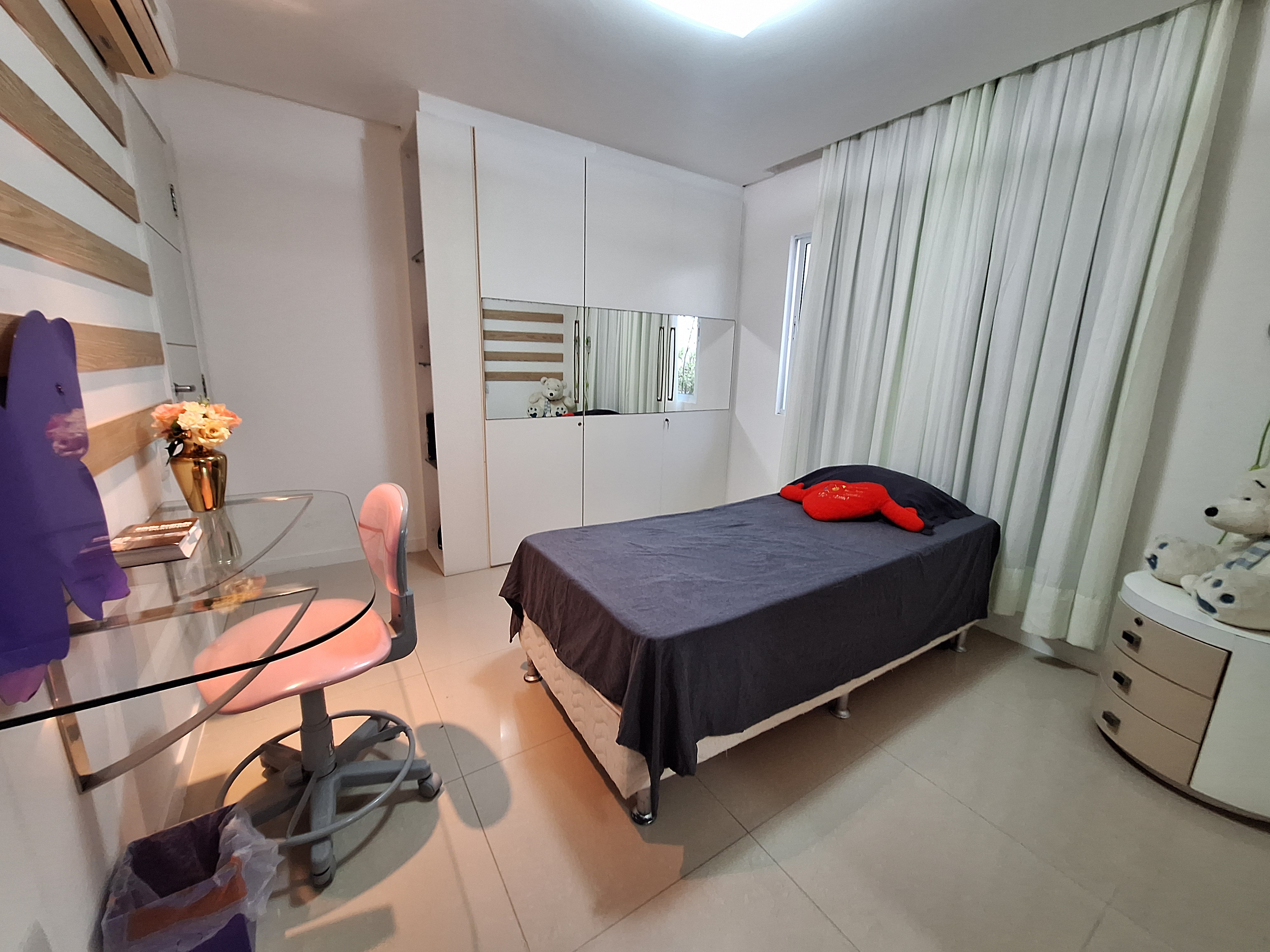 Imagem Casa de Condomínio com 4 Quartos à Venda, 242 m²em De Lourdes - Fortaleza Imagem Casa de Condomínio com 4 Quartos à Venda, 242 m²em De Lourdes - Fortaleza