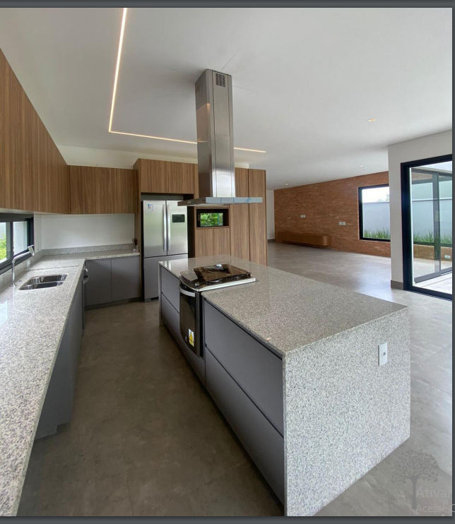 Imagem Casa com 3 Quartos à Venda ou Locação, 321 m²em Pinheirinho - Itu