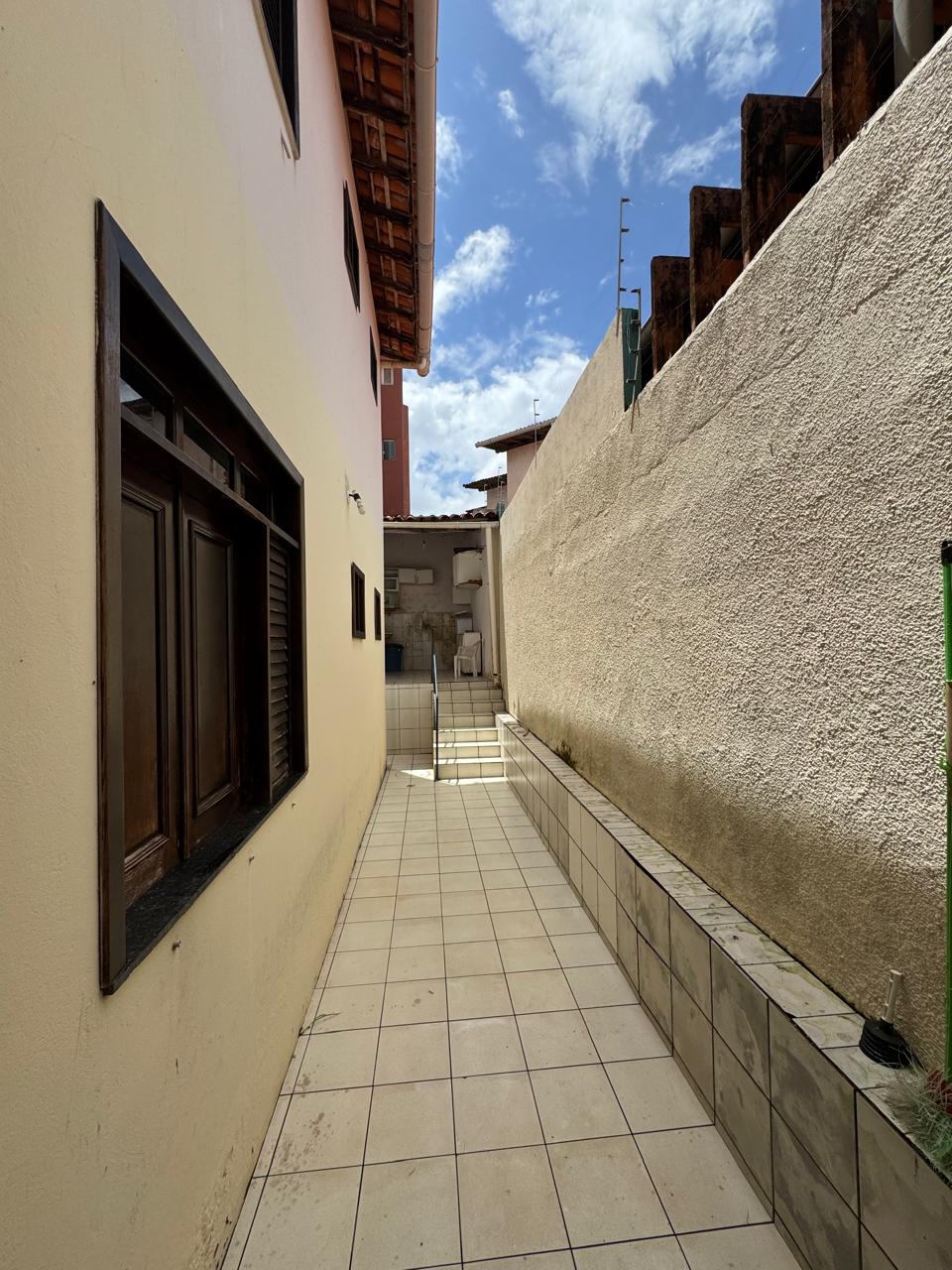 Imagem Casa com 5 Quartos à Venda, 480 m² em Cohajap - São Luís