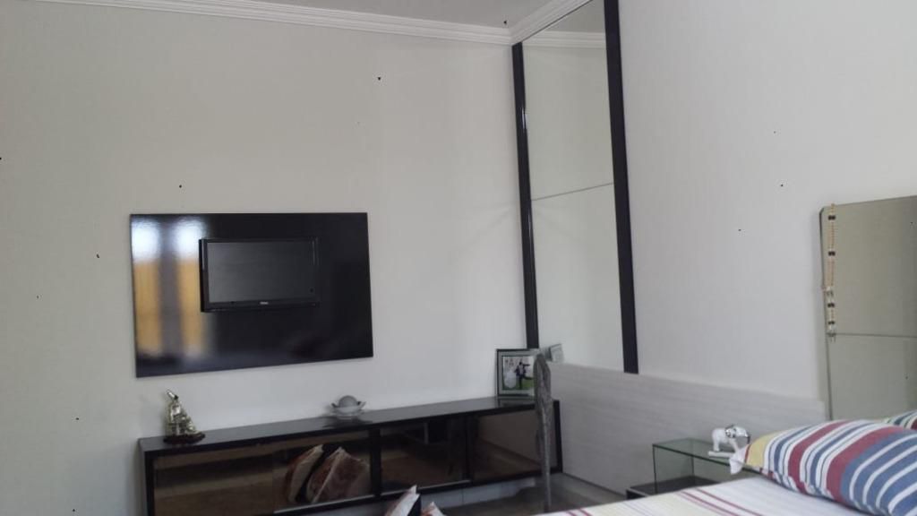 Imagem Sobrado com 5 Quartos à Venda, 252 m²em Manuel Dias Branco - Fortaleza